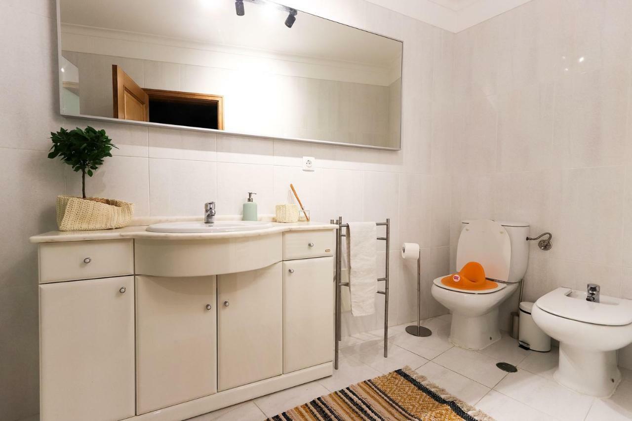 Apartment Amazing Downtown Family Lissabon